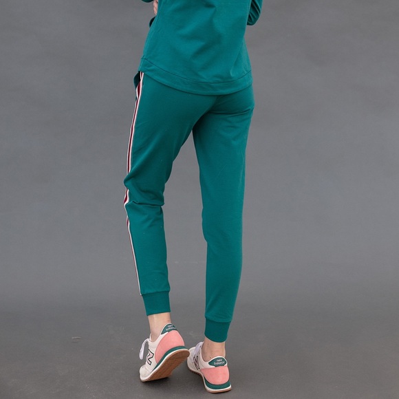 Evy’s Tree Spruce Joggers - Picture 3 of 6